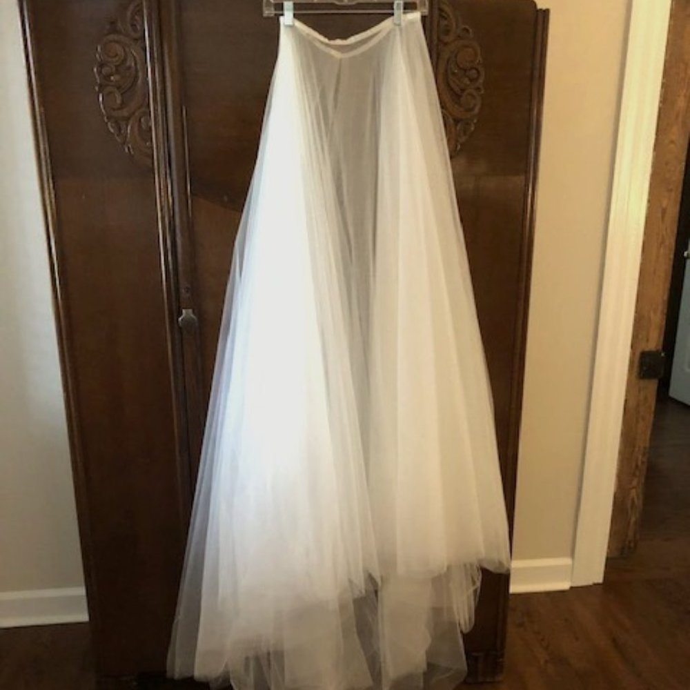 VanSant Tulle skirt- never worn!